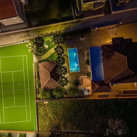 Willa Grand Slam - Luxury Pool & Tennis *