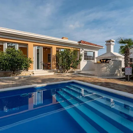 Villa Grand Slam - Luxury Pool & Tennis *